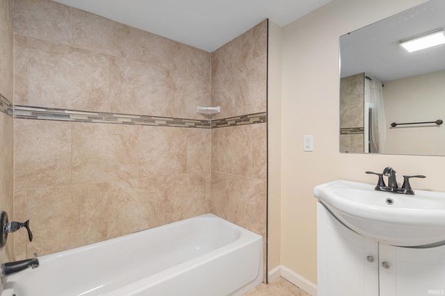 714 S 27th Street, South Bend, IN 46615