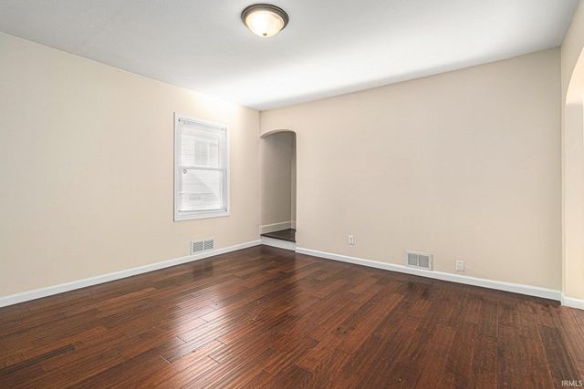 714 S 27th Street, South Bend, IN 46615