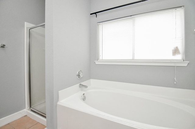 11924 Prior Park Dr, Houston, TX 77047