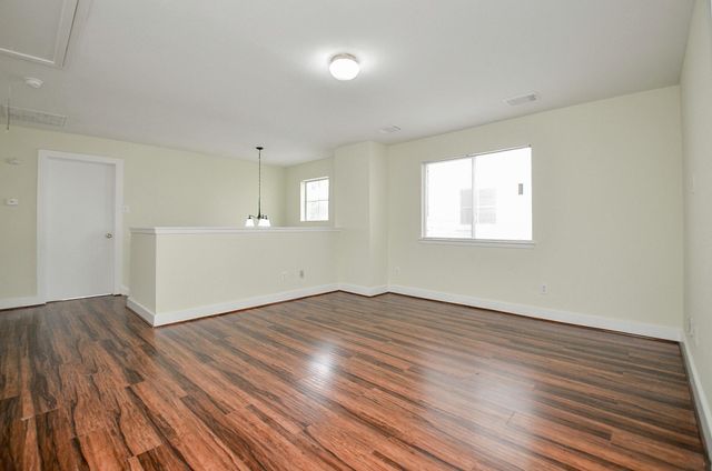 11924 Prior Park Dr, Houston, TX 77047