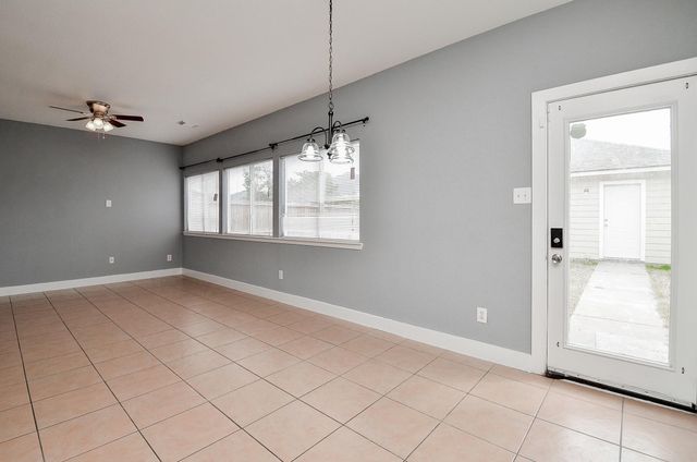 11924 Prior Park Dr, Houston, TX 77047