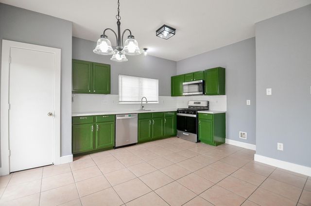 11924 Prior Park Dr, Houston, TX 77047