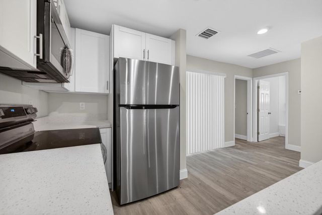 706 Dundas Court, Fort Pierce, FL 34950