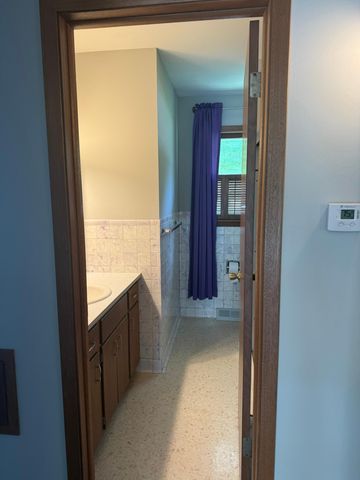 1420 Highland Place, Faribault, MN 55021