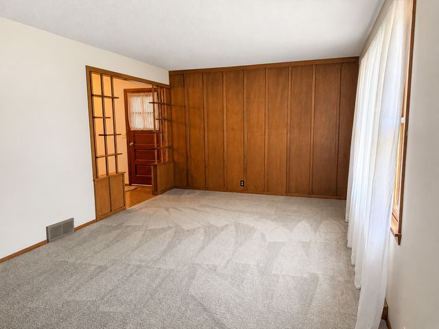 1420 Highland Place, Faribault, MN 55021