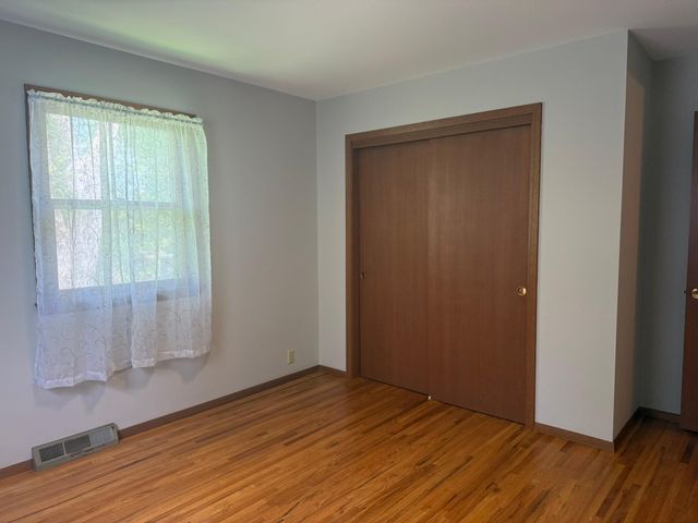 1420 Highland Place, Faribault, MN 55021