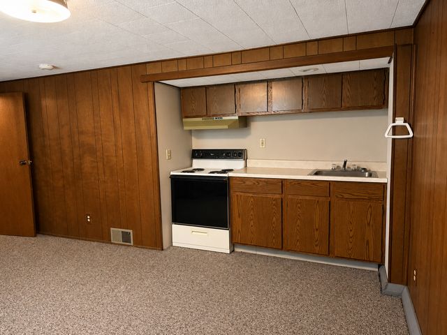 1420 Highland Place, Faribault, MN 55021