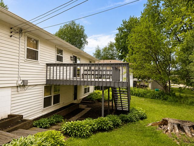1420 Highland Place, Faribault, MN 55021