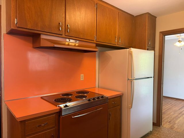 1420 Highland Place, Faribault, MN 55021