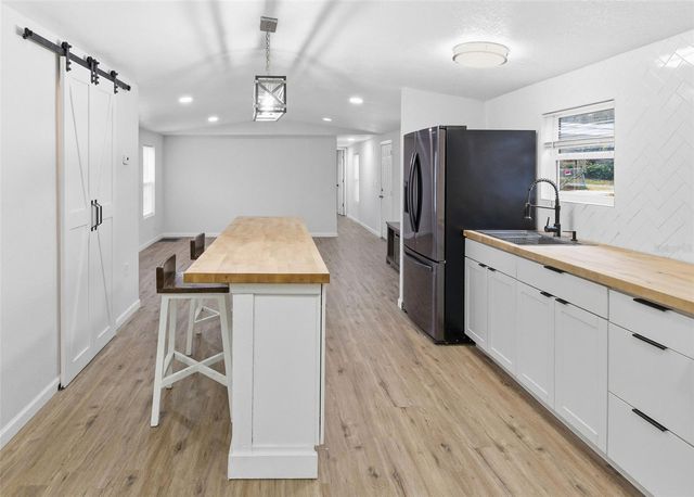 38847 DAUGHTERY ROAD, Zephyrhills, FL 33540