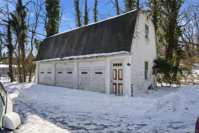 115 Warner Road, Huntington, NY 11743