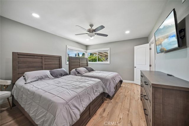 9509 Jellico Avenue, Northridge, CA 91325