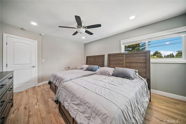9509 Jellico Avenue, Northridge, CA 91325