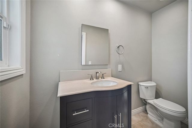 9509 Jellico Avenue, Northridge, CA 91325