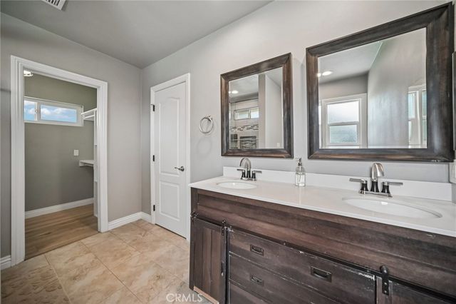 9509 Jellico Avenue, Northridge, CA 91325