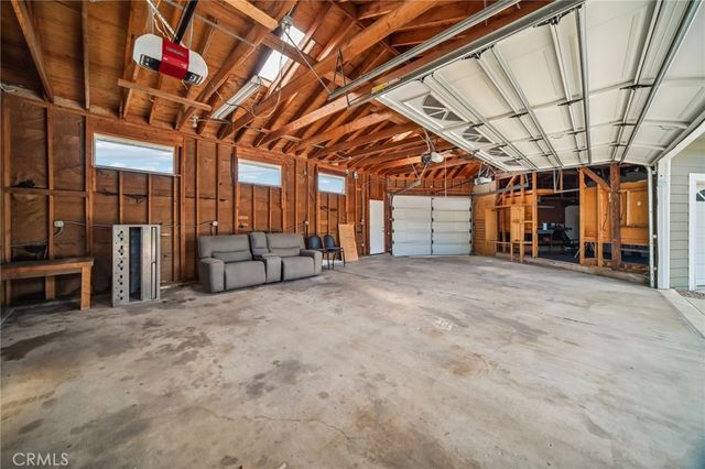 9509 Jellico Avenue, Northridge, CA 91325