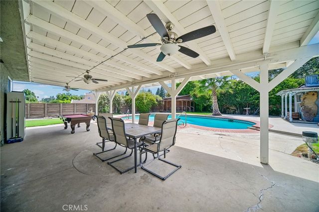 9509 Jellico Avenue, Northridge, CA 91325