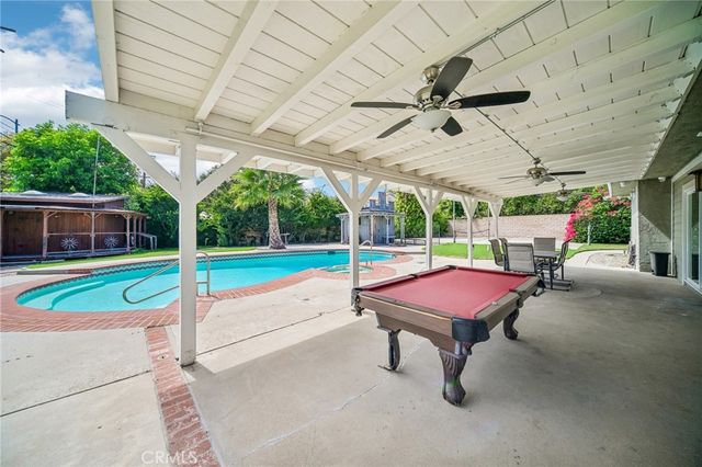 9509 Jellico Avenue, Northridge, CA 91325