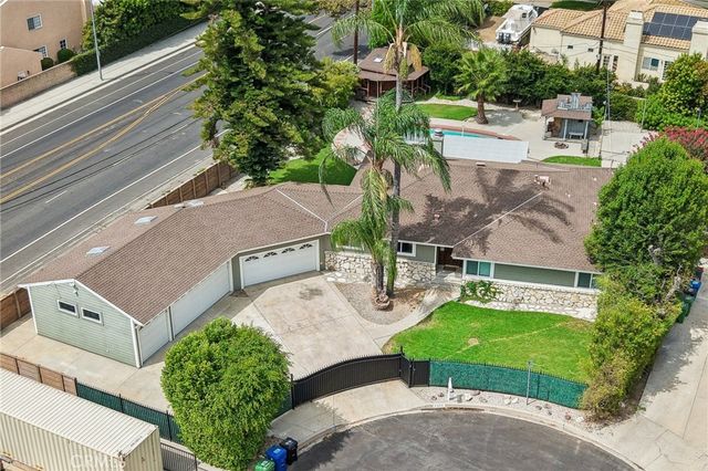 9509 Jellico Avenue, Northridge, CA 91325