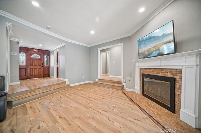 9509 Jellico Avenue, Northridge, CA 91325