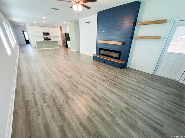 6614 Cibolo Springs, Converse, TX 78109