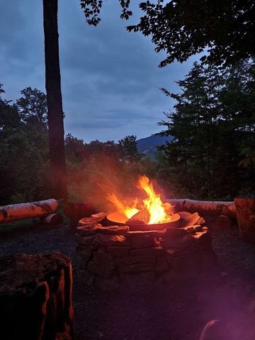 34 Mountain View Road, Winhall, VT 05340
