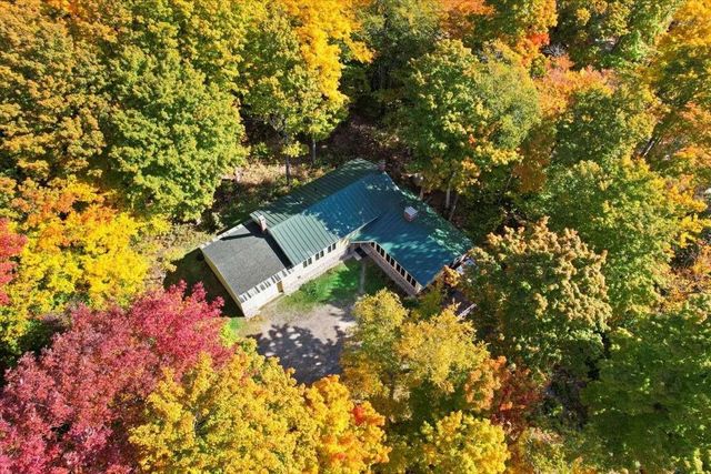 34 Mountain View Road, Winhall, VT 05340