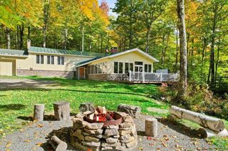 34 Mountain View Road, Winhall, VT 05340