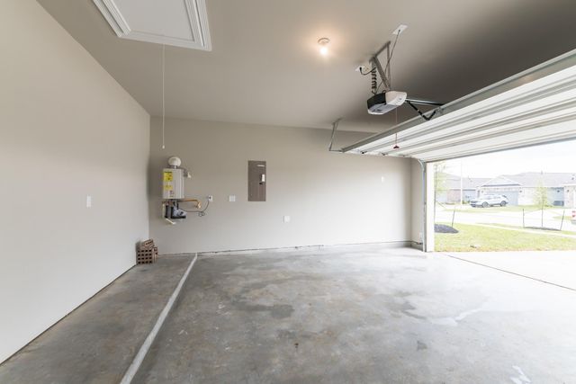 24711 Kessing Creek Lane, Houston, TX 77336