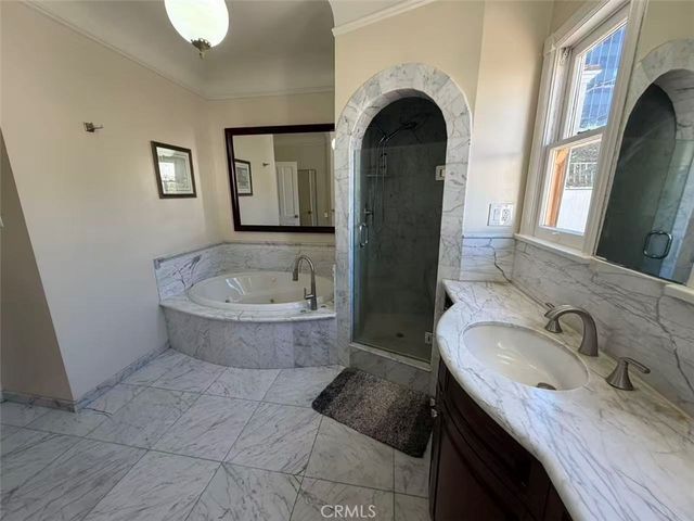 113 N Doheny, Beverly Hills, CA 90211