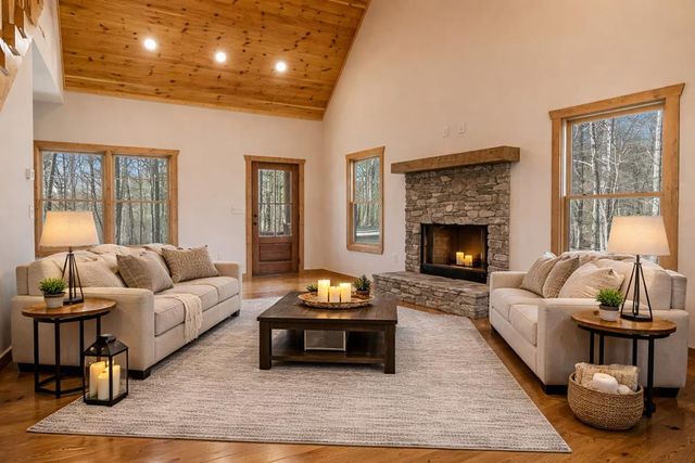 3171 Newport Drive, Ellijay, GA 30540