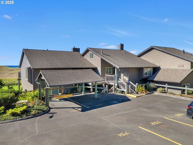 753 N BREAKERS POINT Dr 753, Cannon Beach, OR 97110