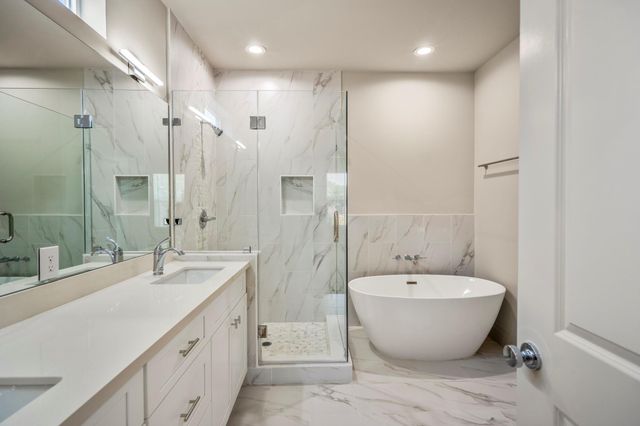 5229 Hillman Street A, Houston, TX 77023