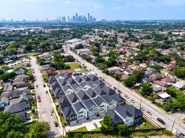5229 Hillman Street A, Houston, TX 77023