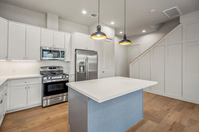 5229 Hillman Street A, Houston, TX 77023