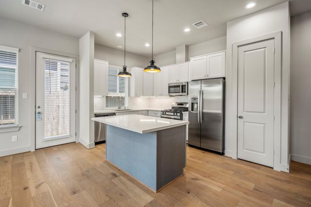 5229 Hillman Street A, Houston, TX 77023