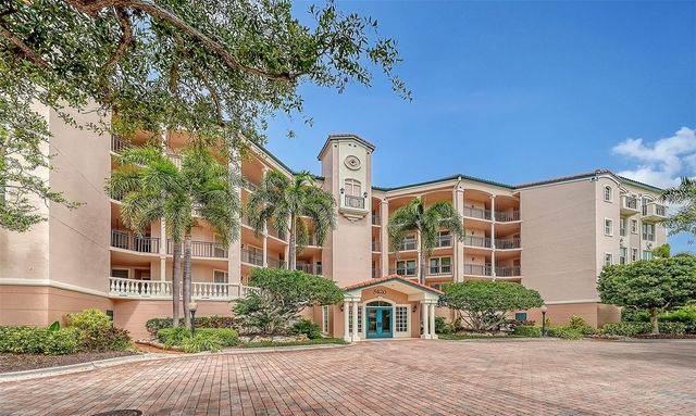 5420 EAGLES POINT CIRCLE 206, Sarasota, FL 34231