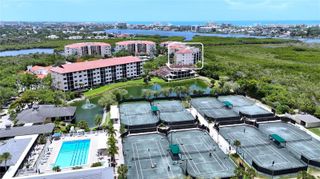 5420 EAGLES POINT CIRCLE 206, Sarasota, FL 34231