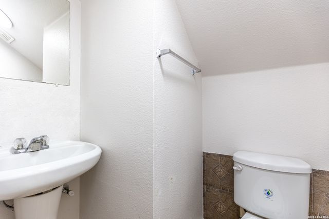 114 - 116 Garner Street, San Antonio, TX 78237