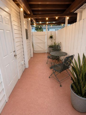 204 Conniston Road A, West Palm Beach, FL 33405