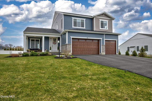 10 Penfield Drive, Clifton Park, NY 12148