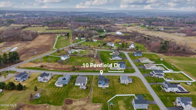 10 Penfield Drive, Clifton Park, NY 12148