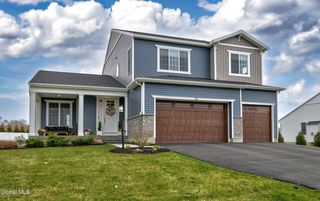 10 Penfield Drive, Clifton Park, NY 12148