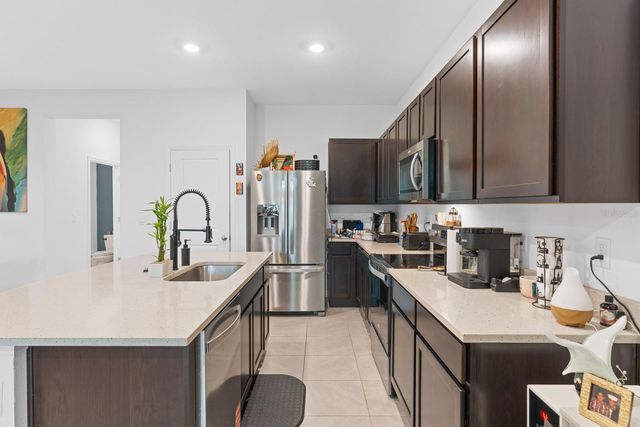 5052 CAPTAIN DAVIS DRIVE, Wimauma, FL 33598
