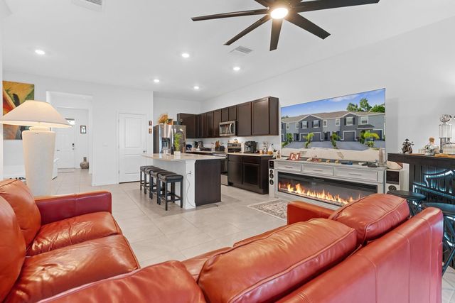 5052 CAPTAIN DAVIS DRIVE, Wimauma, FL 33598