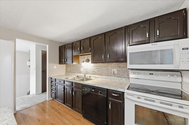 8854 Dover Drive, Deerfield Twp., OH 45039