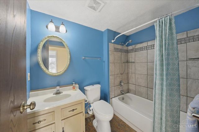 8854 Dover Drive, Deerfield Twp., OH 45039