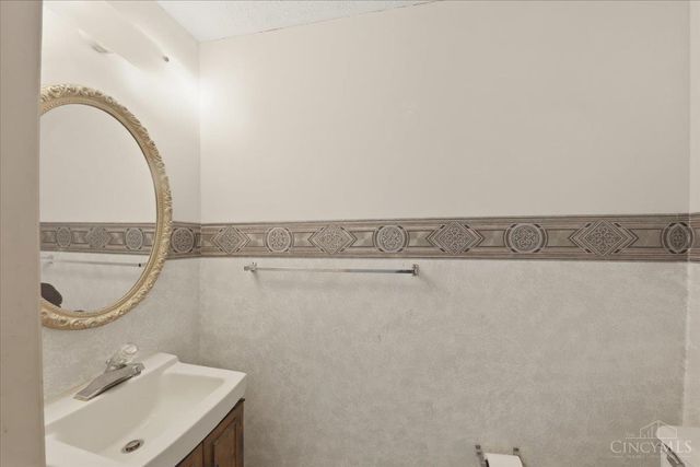 8854 Dover Drive, Deerfield Twp., OH 45039