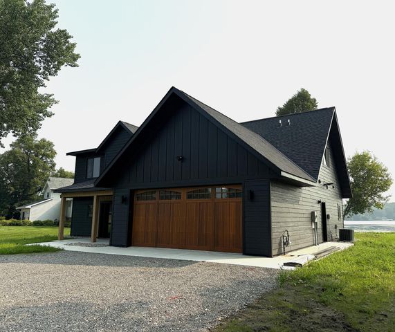 1920 Geneva Road NE, Alexandria, MN 56308