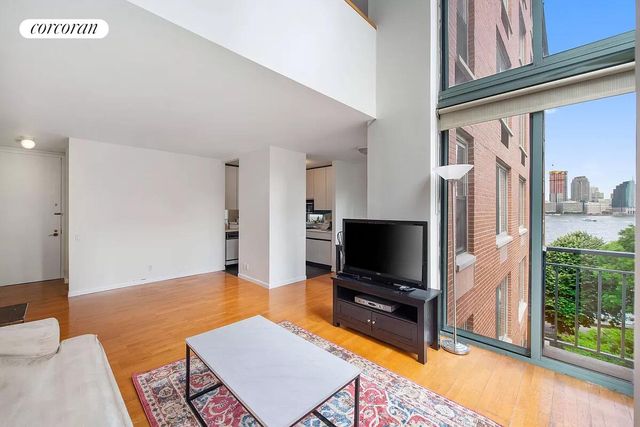 21 S End Ave Apt 624 724, New York City, NY 10280
